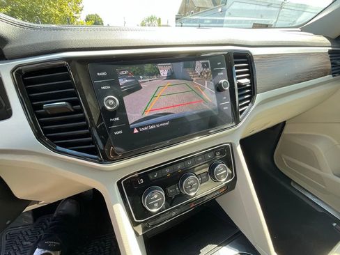 Used 2022 Volkswagen Atlas SE image 23