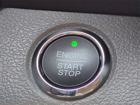 Used 2020 Ford F150 Lariat image 28