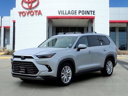 Used 2024 Toyota Grand Highlander Platinum