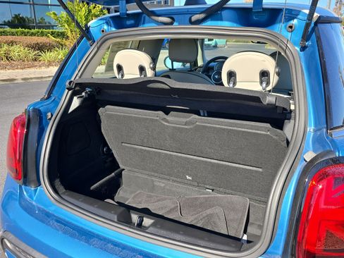 Used 2023 MINI Cooper S w/ Signature Upholstery Package image 10