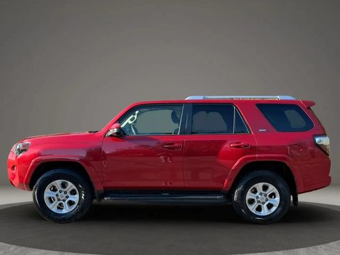 Used 2014 Toyota 4Runner SR5 AWD/4WD image 7