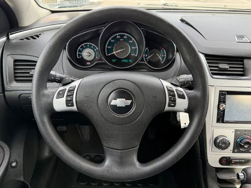 Used 2010 Chevrolet Malibu LT image 14
