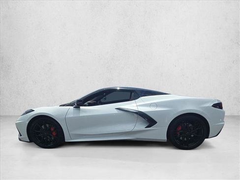 Used 2024 Chevrolet Corvette Stingray Preferred Conv w/ Z51 Performance Package RWD image 9