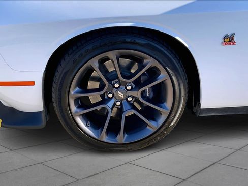 Used 2023 Dodge Challenger R/T Scat Pack image 9