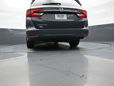 Certified 2024 Honda Odyssey EX-L image 33