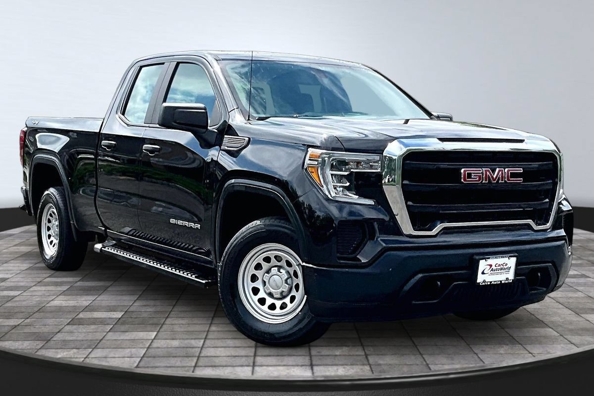 Used 2019 GMC Sierra 1500 4x4 Double Cab w/ Trailering Package image 3