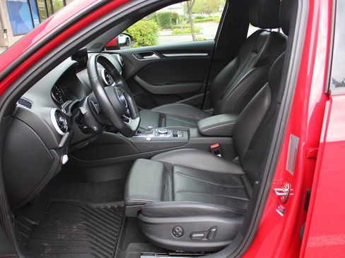Used 2017 Audi A3 e-tron Premium w/ Sport Package FWD image 19