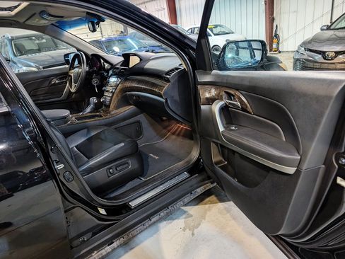 Used 2013 Acura MDX w/ Technology & Entertainment AWD/4WD image 30