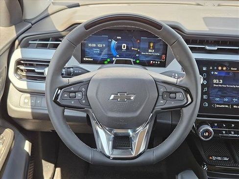 New 2027 Chevrolet Bolt RS w/ Super Cruise Package FWD image 12