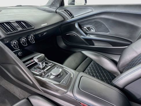 Used 2018 Audi R8 V10 plus AWD/4WD image 24