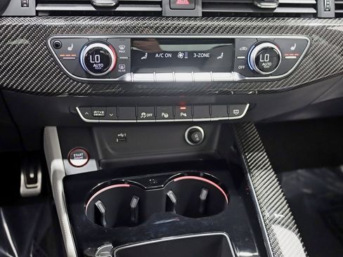 Used 2021 Audi RS 5 w/ Black Optic Carbon Package image 26