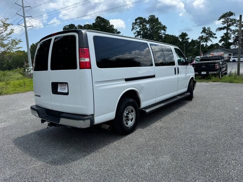 Used 2019 Chevrolet Express 3500 LT w/ LT Preferred Equipment Group RWD image 32