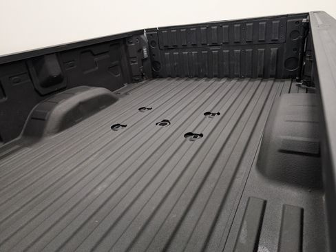 Used 2024 GMC Sierra 2500 AT4 w/ AT4 Premium Plus Package AWD/4WD image 10