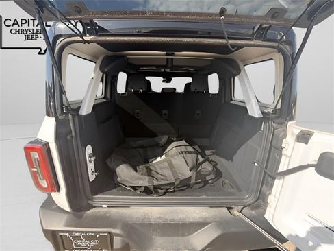 Used 2024 Ford Bronco Wildtrak image 32