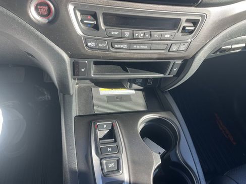 Used 2022 Honda Passport TrailSport image 34