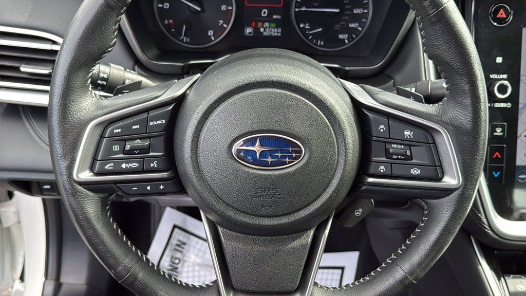 Used 2023 Subaru Legacy Limited AWD/4WD image 12