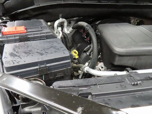 Used 2024 GMC Sierra 1500 AT4 w/ Technology Package image 32