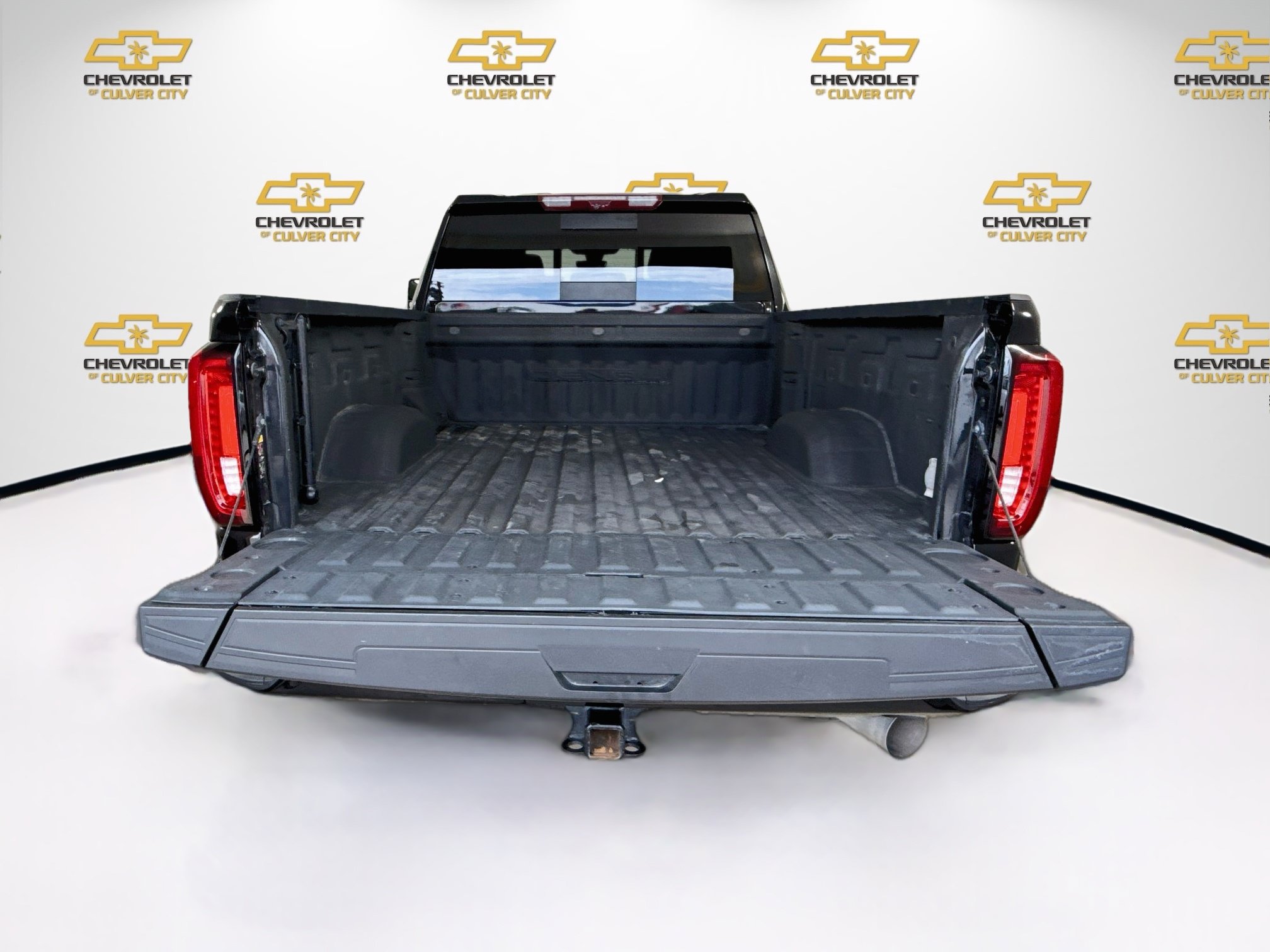 Used 2022 GMC Sierra 2500 Denali w/ Denali Black Diamond Edition AWD/4WD image 28