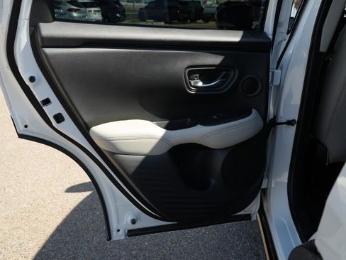 Used 2026 Honda HR-V EX-L image 17