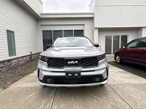 Used 2022 Kia Sorento SX AWD/4WD image 3
