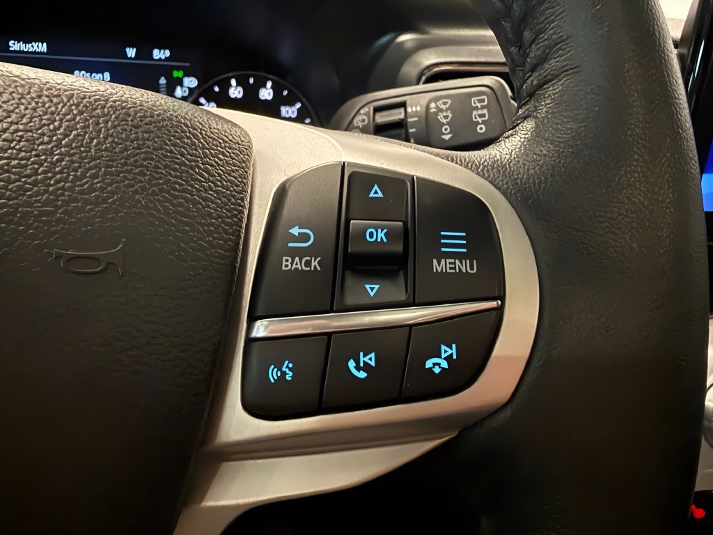 Used 2024 Ford Explorer XLT w/ Equipment Group 202A AWD/4WD image 22
