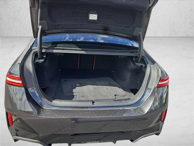 Certified 2024 BMW i5 eDrive40i w/ Executive Package RWD image 6
