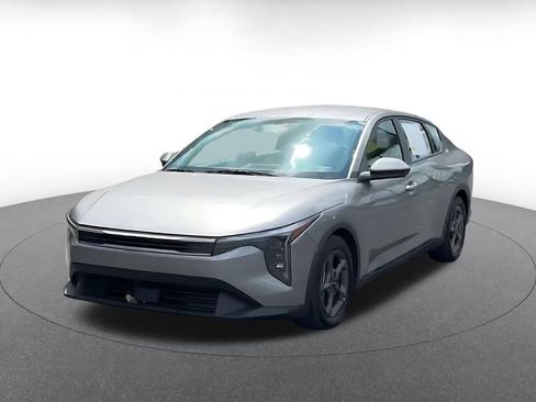 Used 2025 Kia K4 FWD image 7