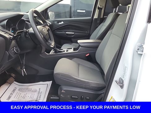 Used 2019 Ford Escape SE image 11
