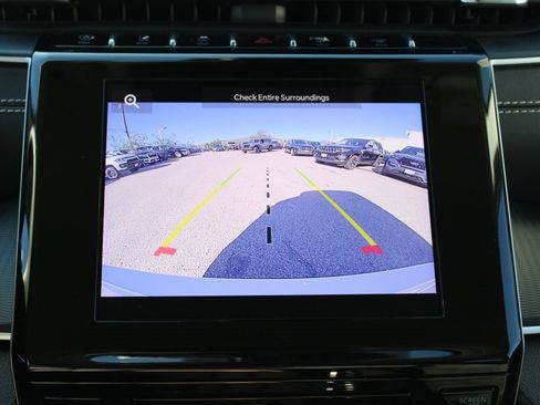 Used 2023 Jeep Grand Cherokee L Laredo image 19