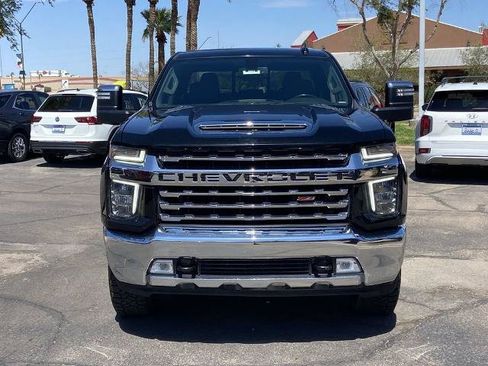Used 2021 Chevrolet Silverado 2500 LTZ AWD/4WD image 3