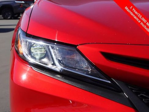 Certified 2020 Toyota Camry SE w/ Convenience Package image 6