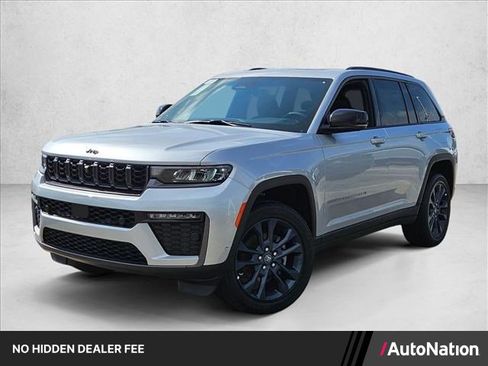New 2026 Jeep Grand Cherokee Limited AWD/4WD image 1