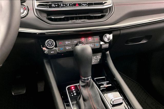 New 2026 Jeep Compass Trailhawk AWD/4WD image 7