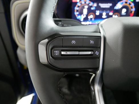 Used 2025 Chevrolet Colorado ZR2 w/ Technology Package image 27