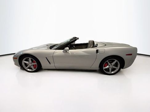 Used 2012 Chevrolet Corvette Convertible w/ 3LT Preferred Equipment Group RWD image 4