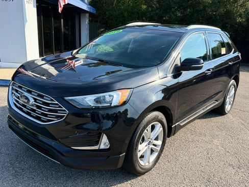 Used 2019 Ford Edge SEL w/ Equipment Group 201A AWD/4WD image 21