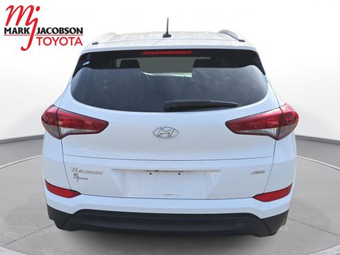 Used 2016 Hyundai Tucson SE w/ Option Group 02 image 6