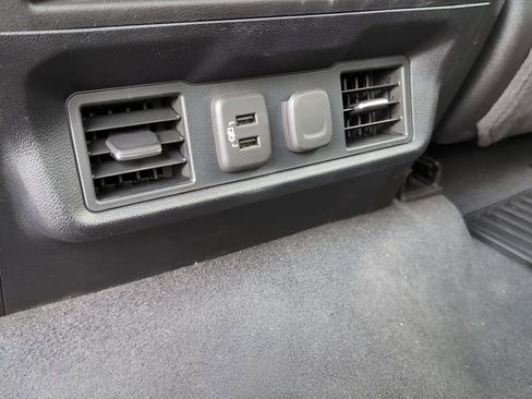 Used 2022 Chevrolet Silverado 2500 LTZ w/ Z71 Off-Road Package image 28