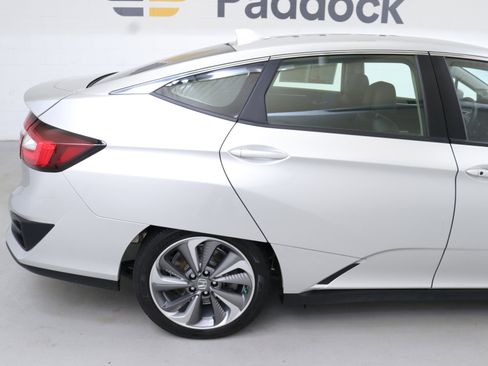 Used 2021 Honda Clarity Base image 9