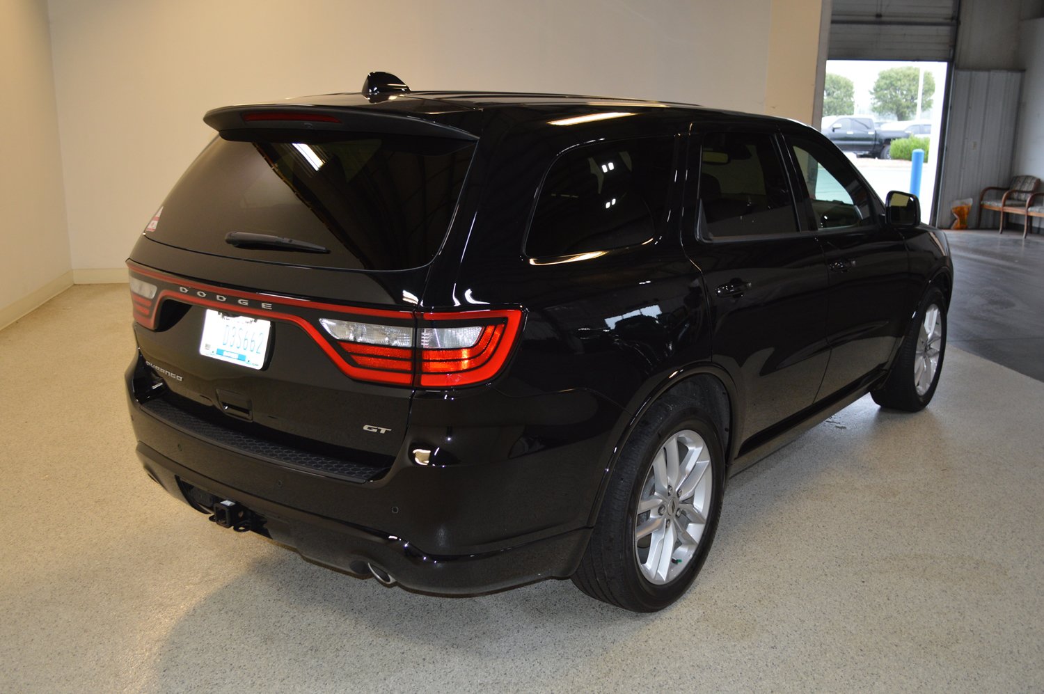 Used 2022 Dodge Durango GT RWD image 3