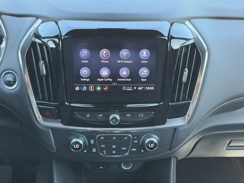 Used 2023 Chevrolet Traverse LT AWD/4WD image 31
