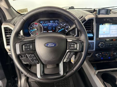 Used 2019 Ford F250 Lariat AWD/4WD image 12