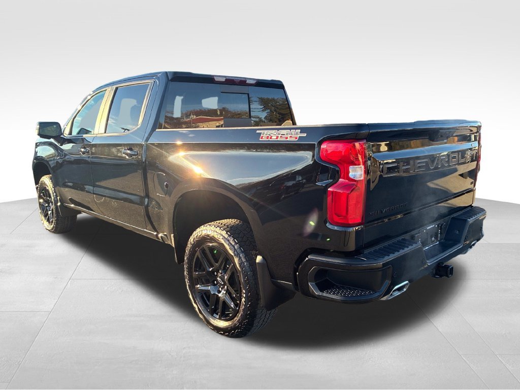 Used 2026 Chevrolet Silverado 1500 LT Trail Boss w/ Safety Package AWD/4WD image 3