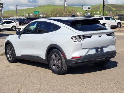 Used 2023 Ford Mustang Mach-E Select w/ Comfort Package Lite image 6