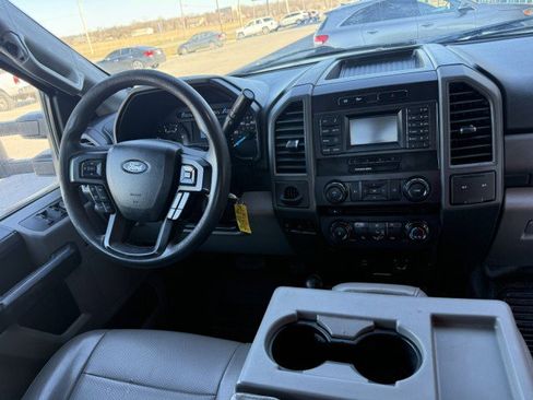 Used 2017 Ford F550 4x4 Crew Cab Super Duty image 7