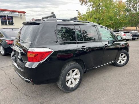 Used 2010 Toyota Highlander 4WD image 4