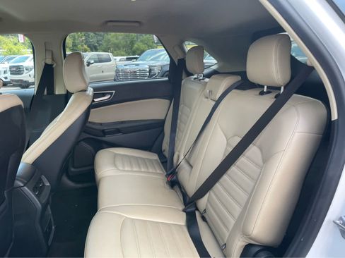 Used 2024 Ford Edge SEL AWD/4WD image 21