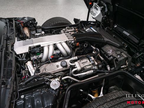 Used 1991 Chevrolet Corvette Convertible RWD image 28