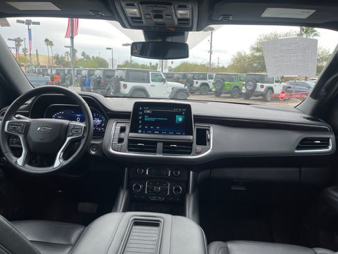 Used 2023 Chevrolet Tahoe Z71 w/ Luxury Package image 20