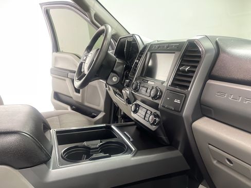 Used 2021 Ford F250 XLT w/ Tremor Off-Road Package image 28